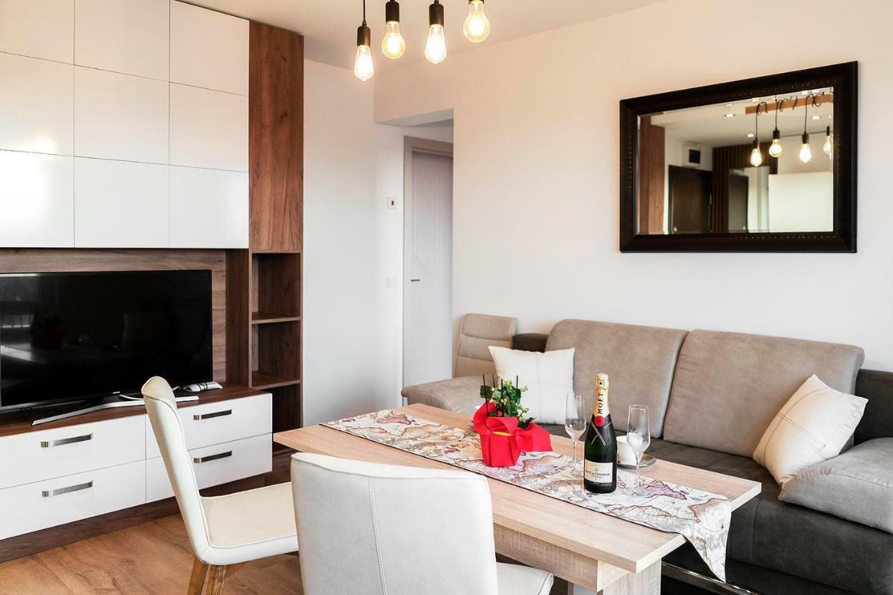 Center Apartment With Amazing View Sofia Eksteriør billede
